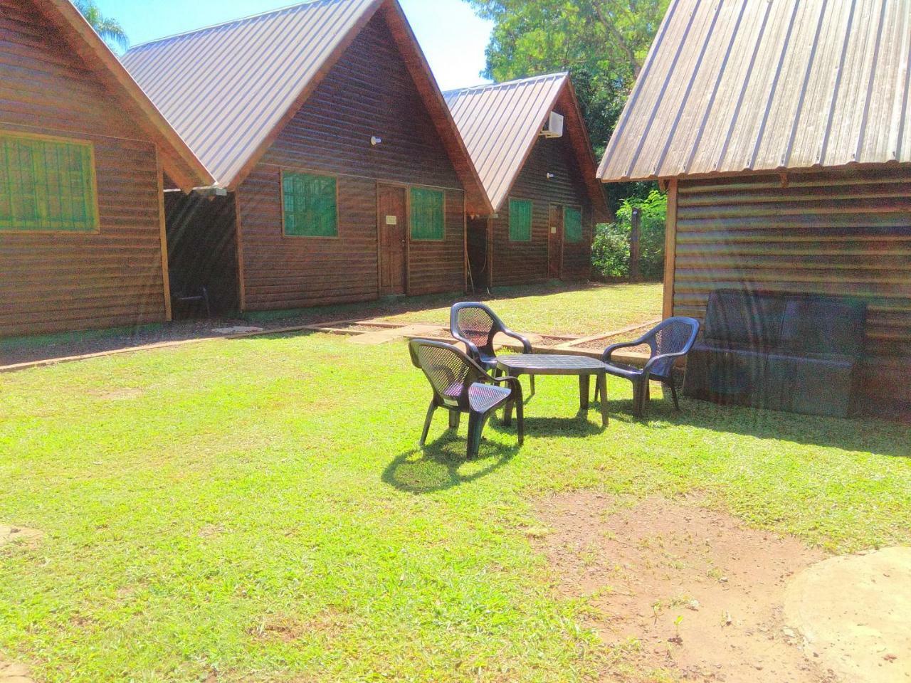 Cabanas Merale Excelente Ubicacion Puerto Iguazú Exterior foto